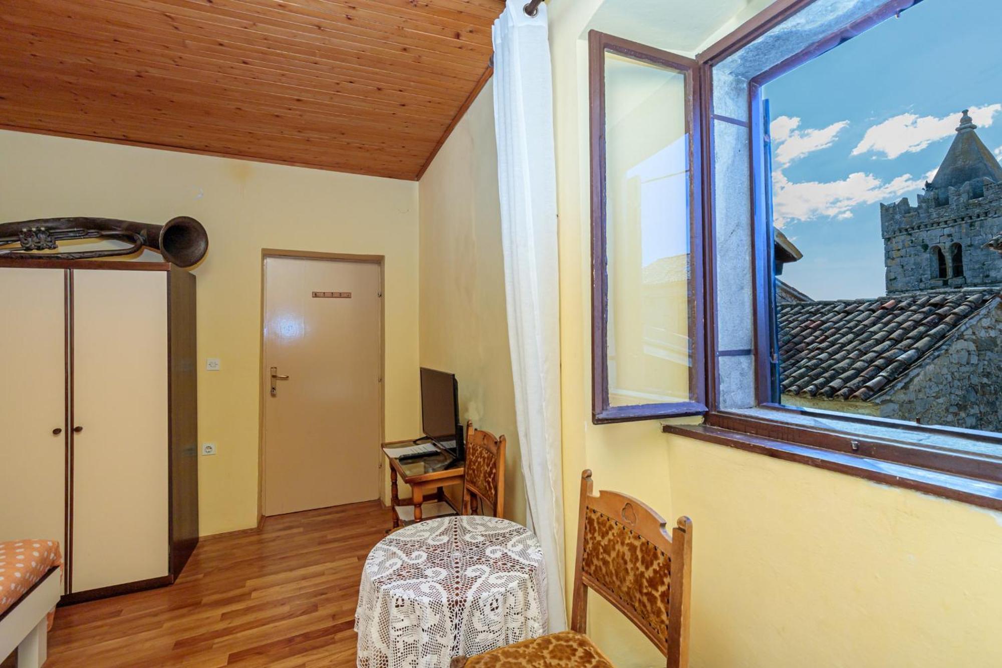 Rooms Nela Hum Cameră foto